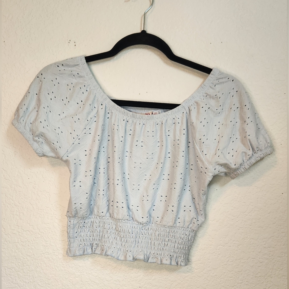 So Light Blue Knit Eyelet Crop Top, Size XS‎
